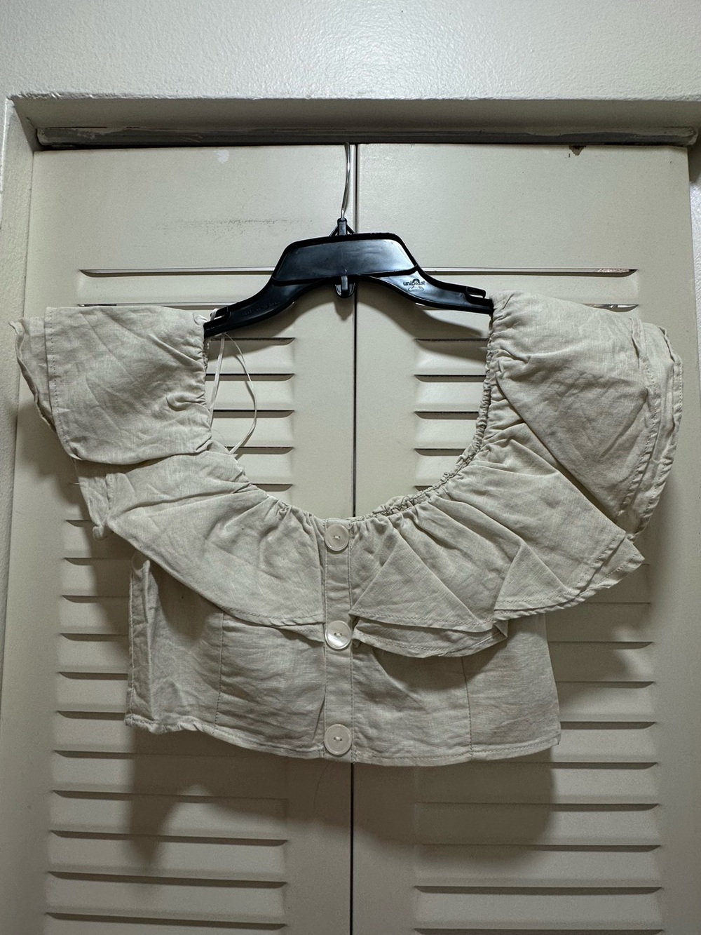 Zara Cream Ruffle Off-Shoulder Crop Top